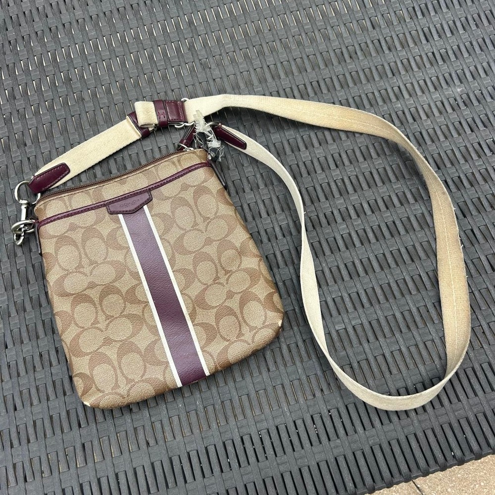 2000s y2k Coach purse beige brown C logo pattern design